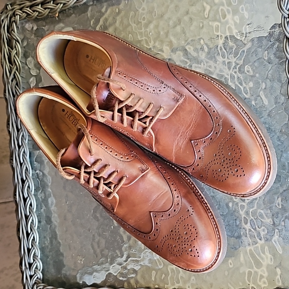 Men's Hubbard size 13 Brown Wingtip shoes